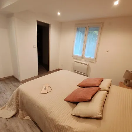 T3 Neuf Proche Centre Ville, Clim Et Parking Et Edf Апартаменты *